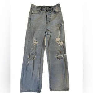 Women’s WILD FABLE Target Jeans. Mid rise, Baggy, Distressed 90’s Style. Size 6.